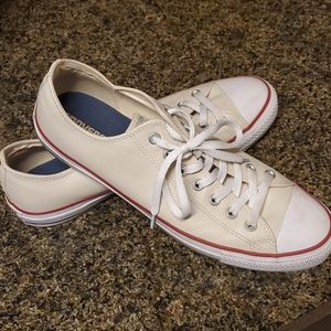Chuck Taylor's Leather